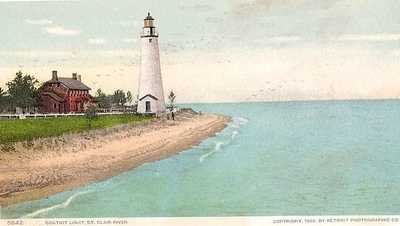 Michigan's Oldest Lighthouse Was Built for the War of 1812