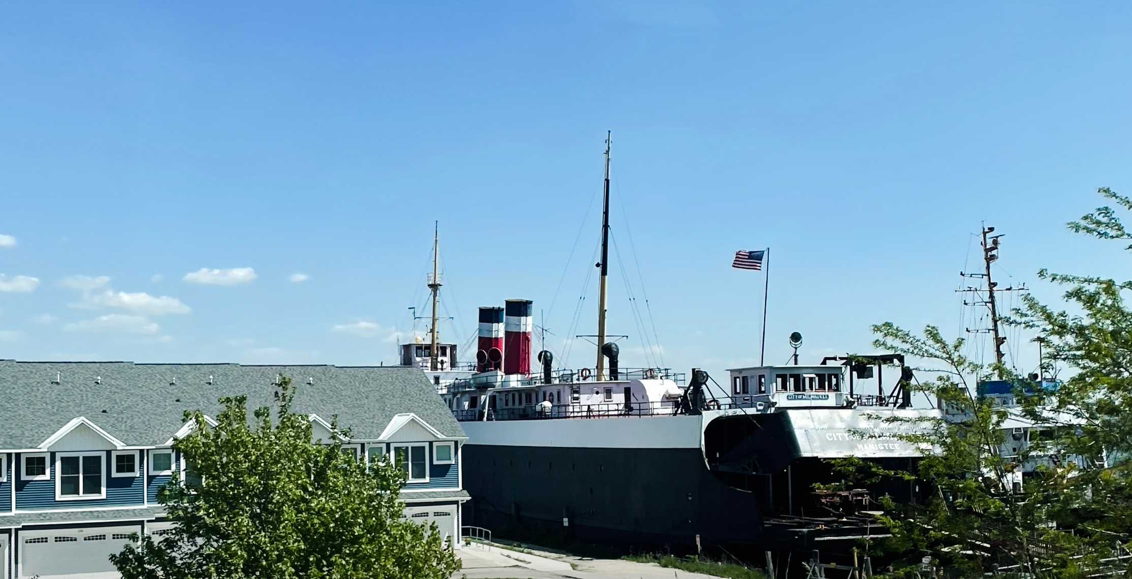 Your Guide To Great Lakes Summer Beach Festivals